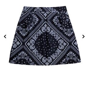 NWOT Cumulys Paisley Mini Skirt Size Small